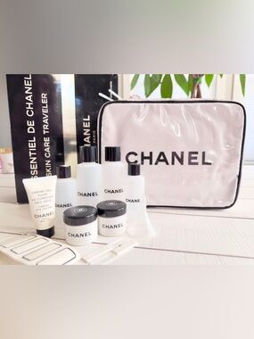 NEW Vintage Chanel Makeup Toiletries Travel Bag